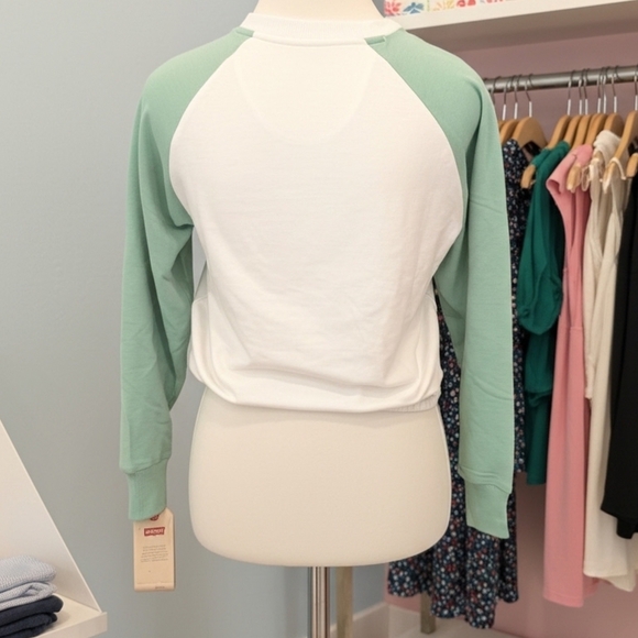 Levi's Girls Green White Logo Raglan  Long Sleeve T-Shirt Size M 10-12 - Picture 3 of 9